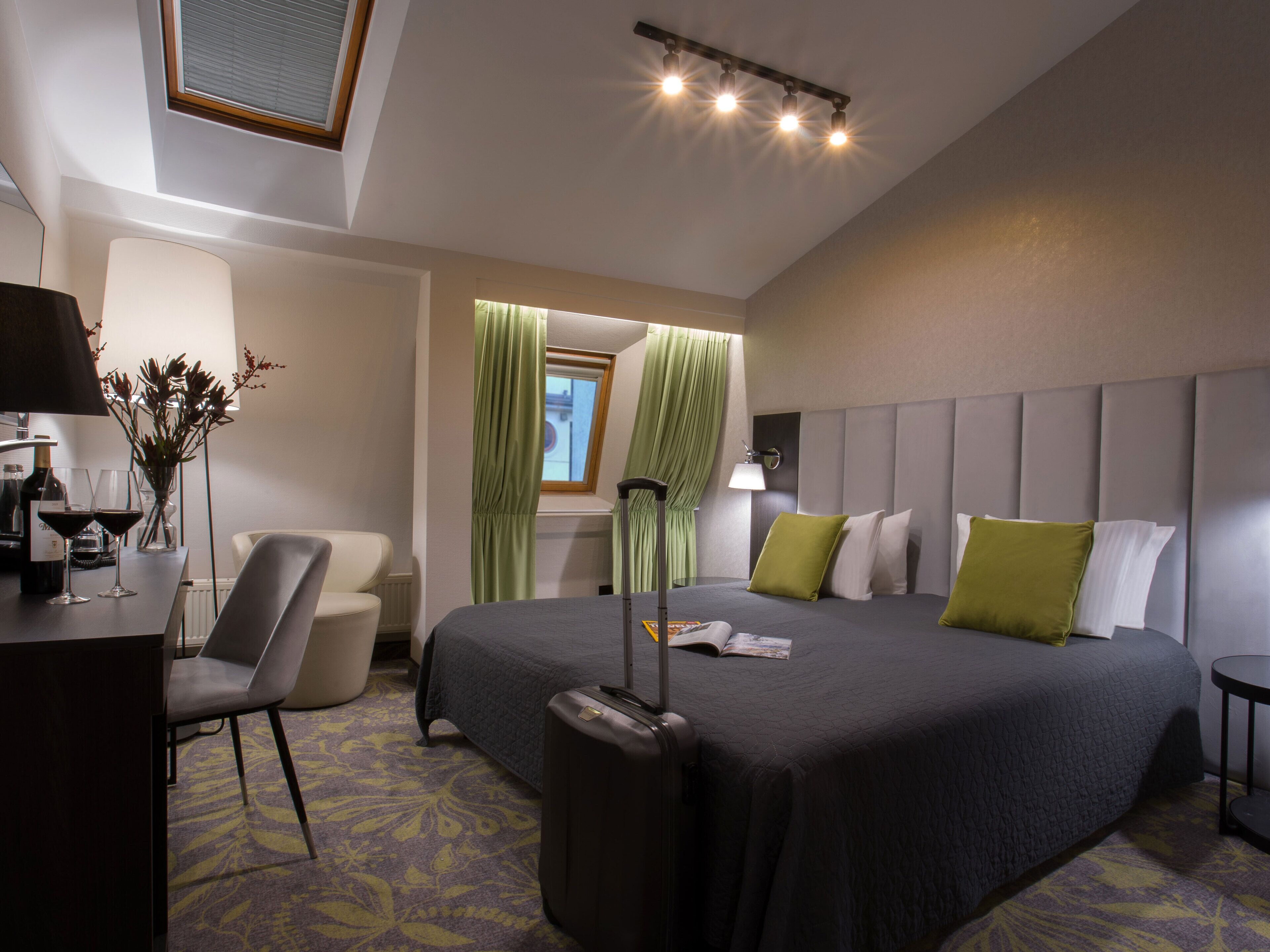 standard double or twin room | 1 bedroom, hypo-allergenic bedding, in-room safe, desk