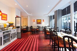 Daily buffet breakfast (EUR 10 per person)