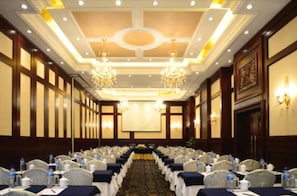 Khu phòng họp