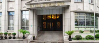 The Bund Riverside Hotel