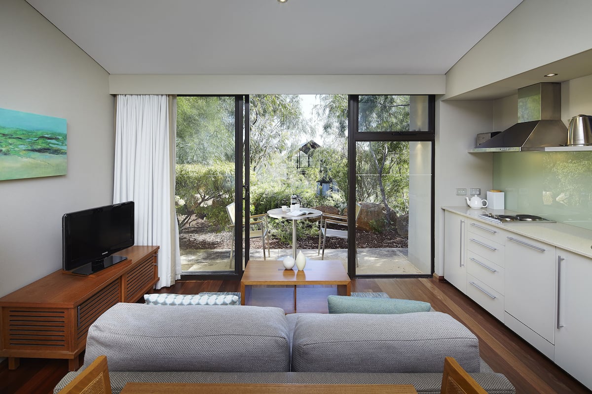 studio, two twin beds | view from room