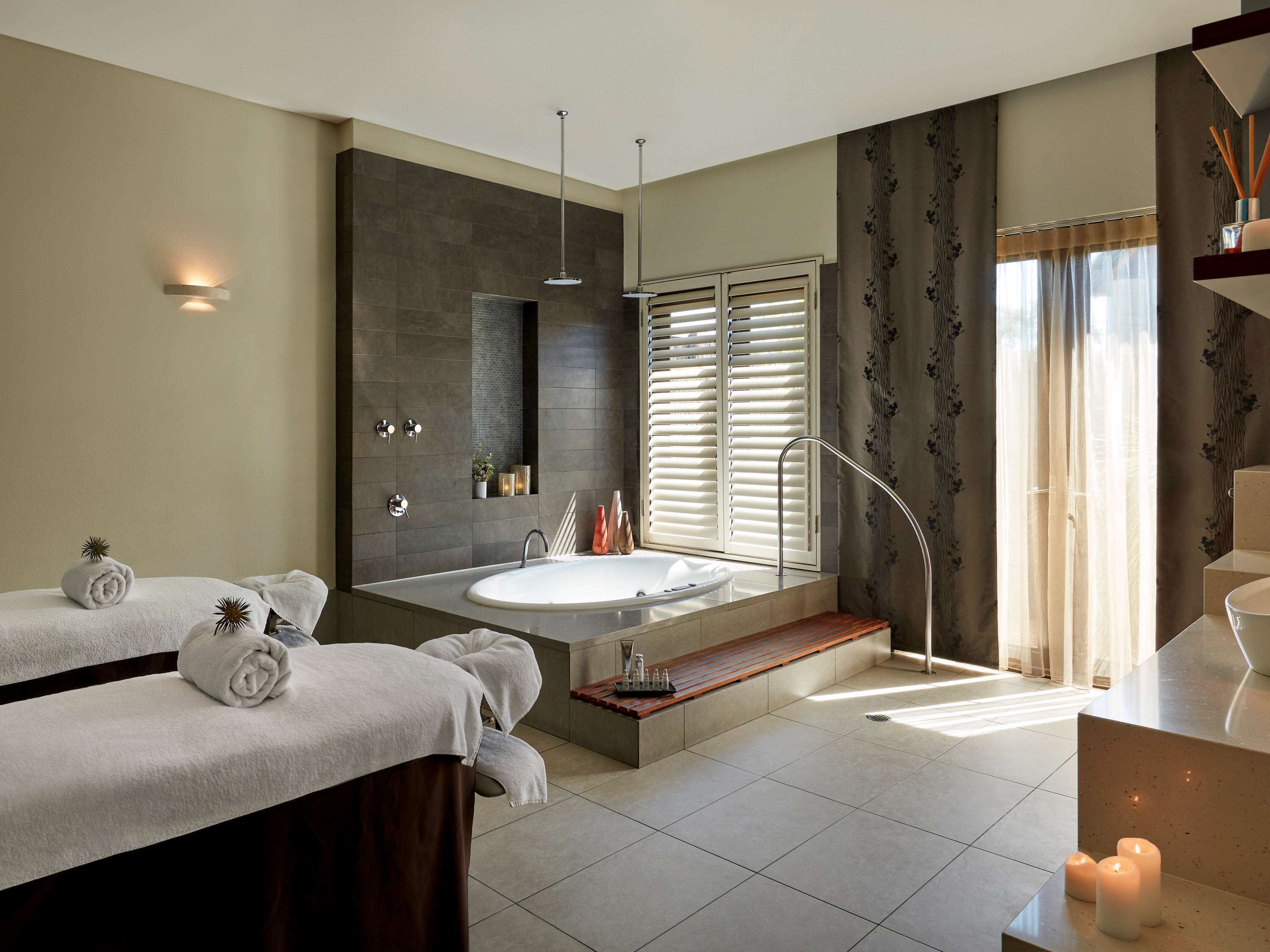 couples treatment room(s), hot tub, body treatments, aromatherapy