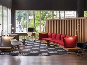 Frokost, lunsj og middag serveres