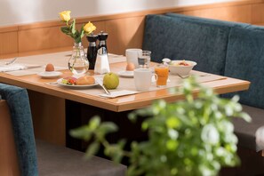 Restaurant - Ramada by Wyndham Hannover (Laatzen)