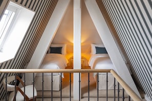 Apartment, 2 Bedrooms | Premium bedding, minibar, in-room safe, desk