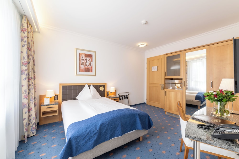 Turmhotel Victoria by null