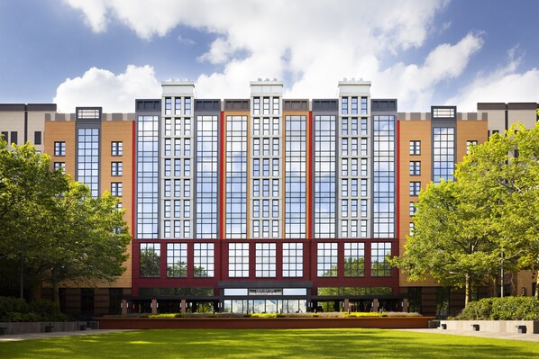 Terrace/patio - Disney Hotel New York - The Art of Marvel (Chessy)