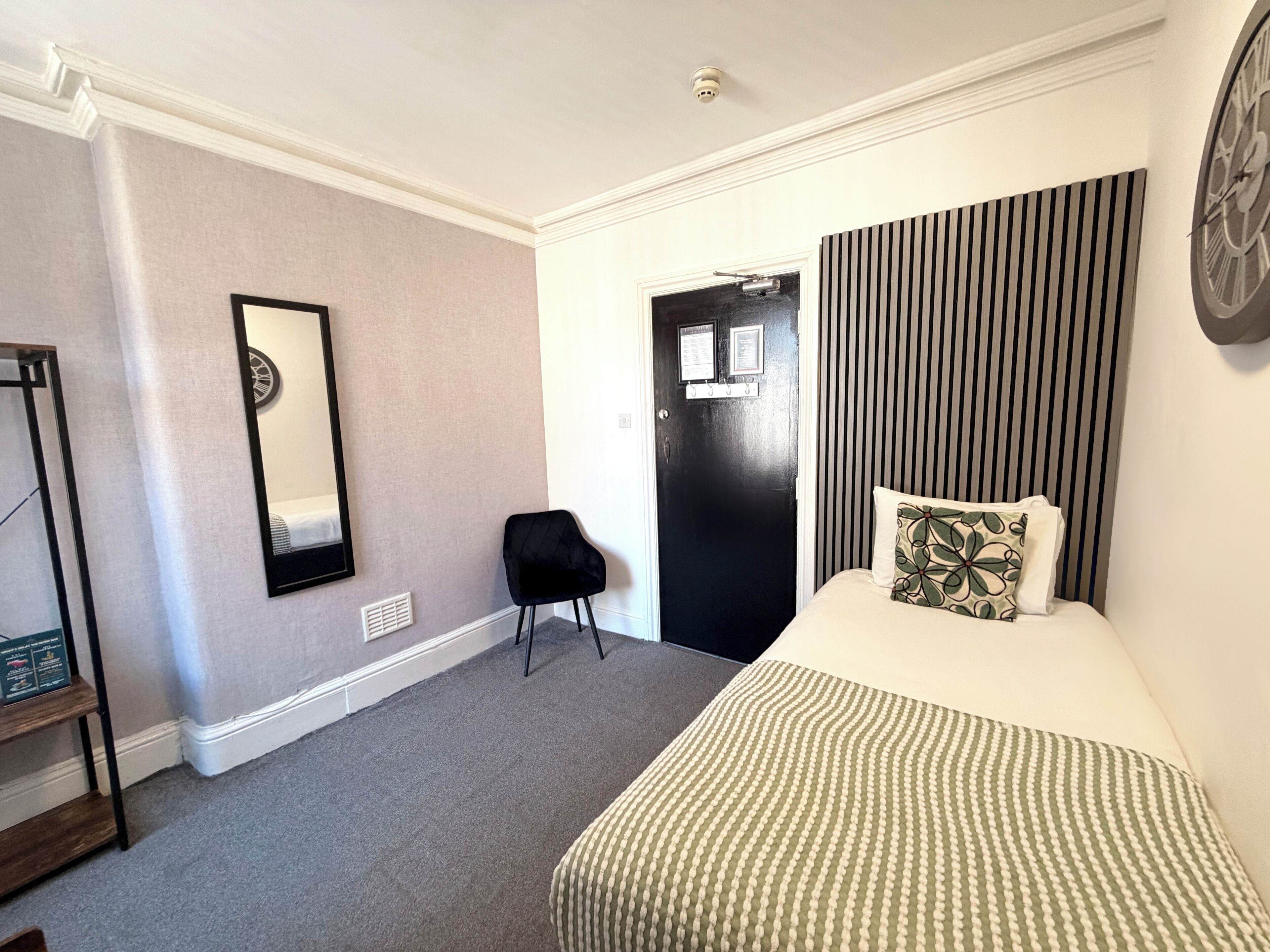 Standard Single Room | Individually decorated, individually furnished, iron/ironing board