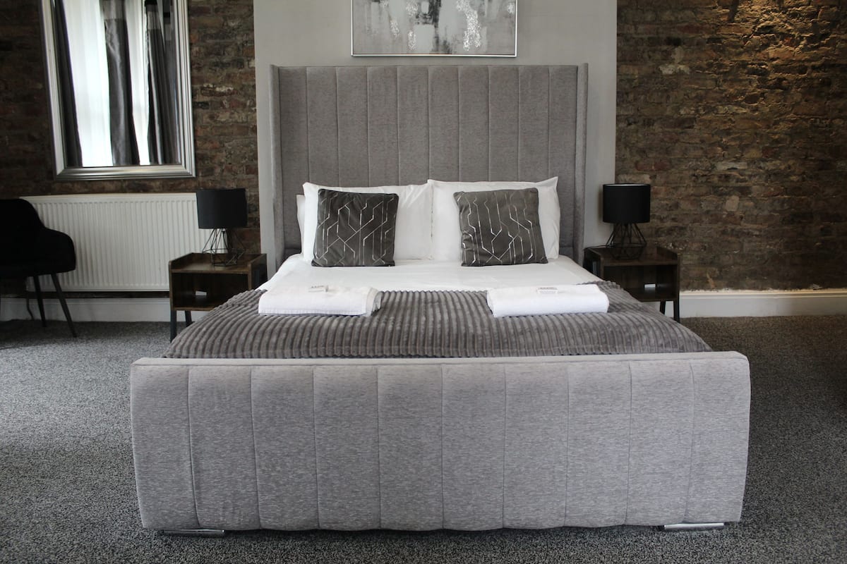 Quarto casal executivo | 1 quarto, individualmente decorados, individualmente mobiliados