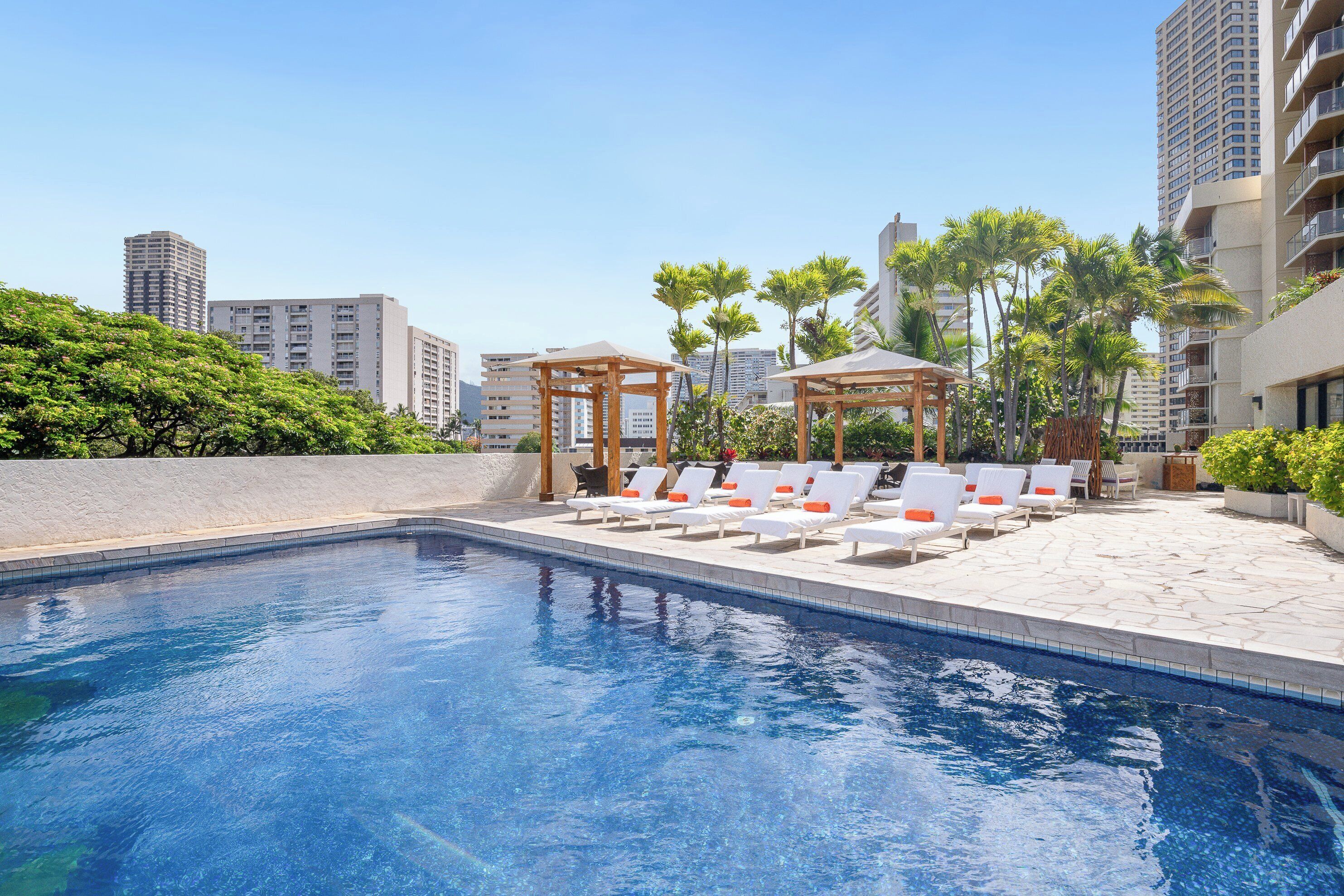 Outdoor pool, open 9:00 AM to 9:00 PM, free cabanas, sun loungers