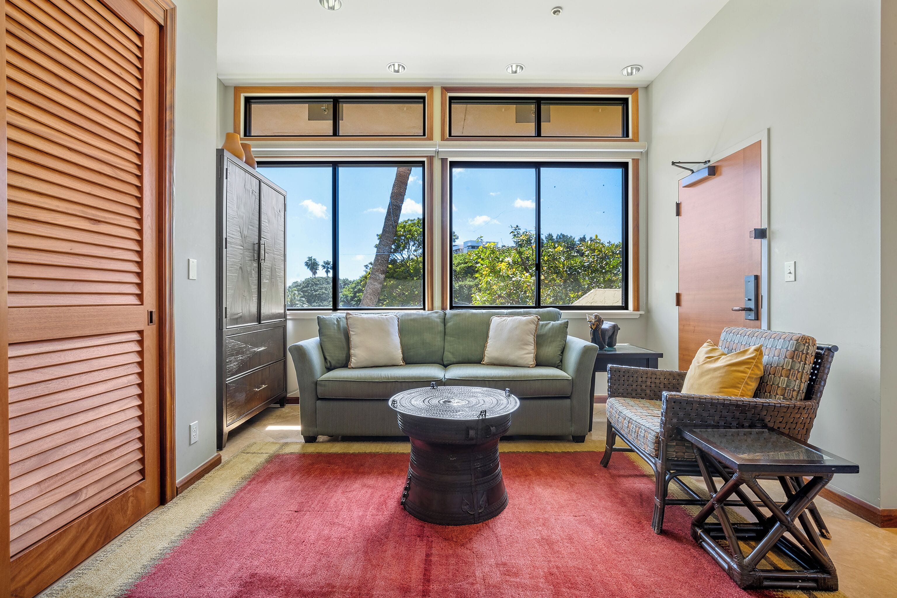 oversized park view studio parlor suite with kitchen | 1 bedroom, in-room safe, desk, laptop workspace