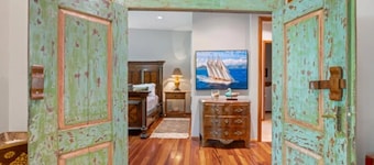 Luana Waikiki Hotel & Suites
