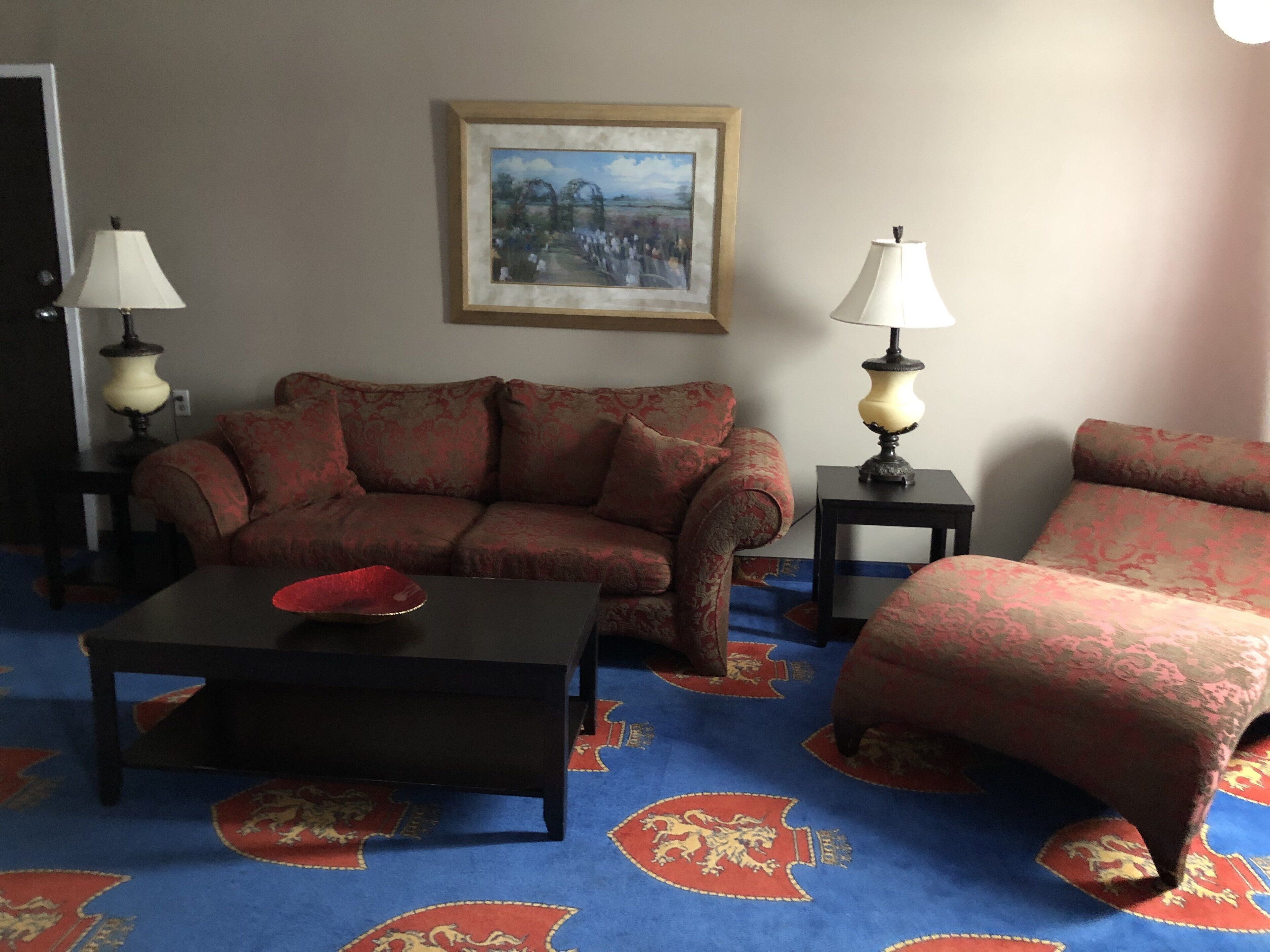 32-inch LCD TV with digital channels, TV