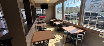 University Inn & Suites