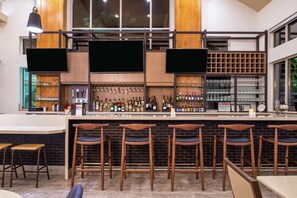 Bar (on property) - Hilton Garden Inn Bend (Bend)