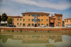 Front of property - Hotel Riviera dei Dogi (Mira)