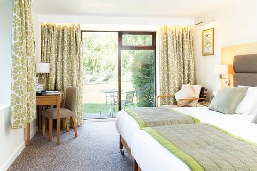 In-room safe, desk, laptop workspace, iron/ironing board