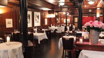 Daily continental breakfast (CHF 15.00 per person)