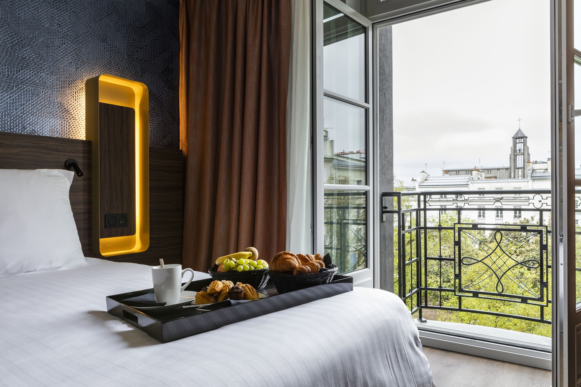 4 Star Hotels