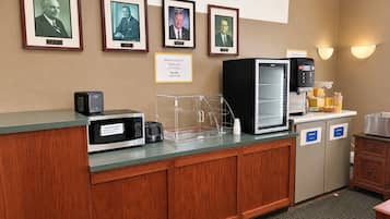Free daily continental breakfast