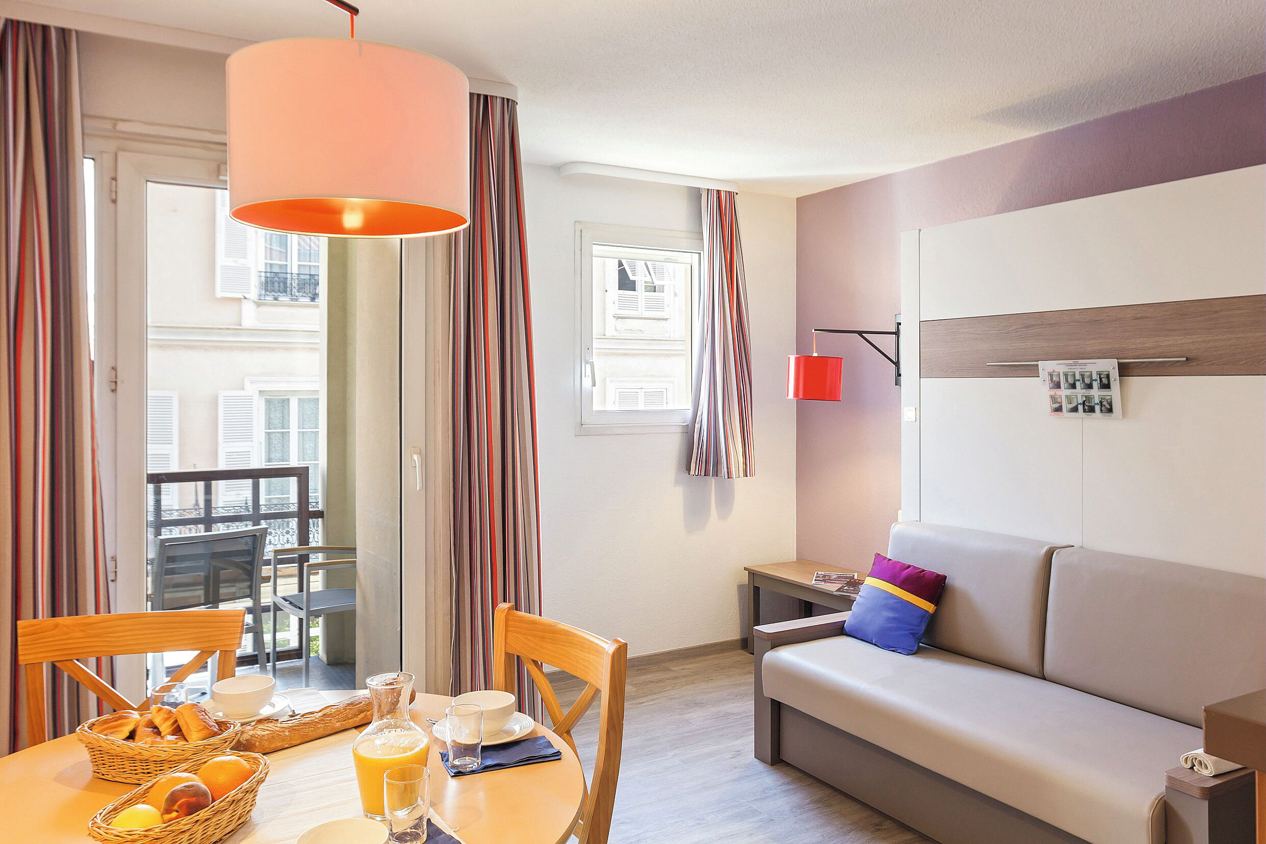 Televisión y libros 