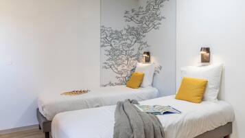 Appartement 6 personnes - 1 chambre + 1 coin nuit - Balcon - Climatisé - Rénové | Barnesenger, wi-fi (inkludert) og sengetøy