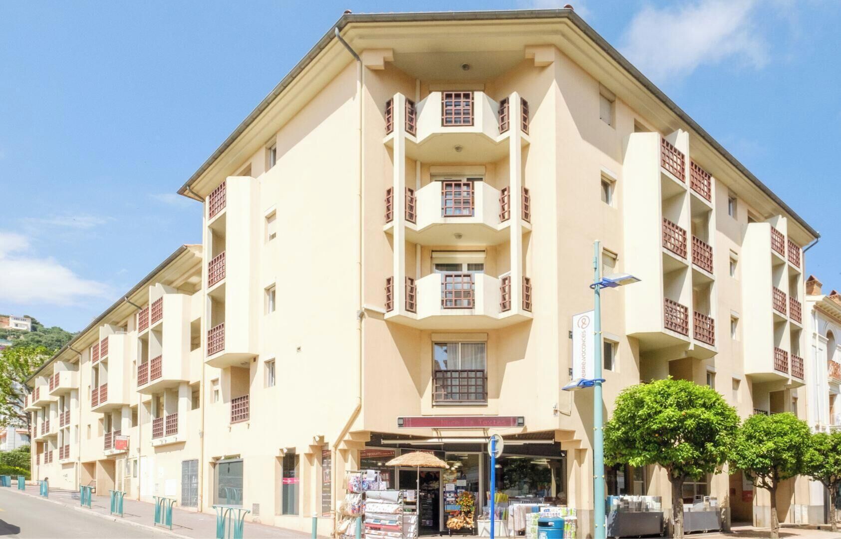 Fachada da propriedade