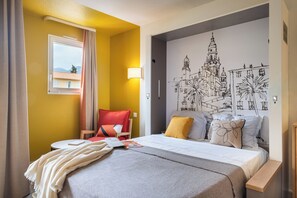 Studio 4 personnes - 1 coin nuit - Balcon - Climatisé - Rénové | 婴儿床、免费 WiFi、床单
