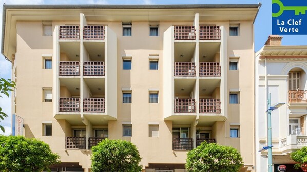 Voorkant van accommodatie