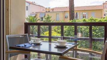 1 chambre, lits bébé (en supplément), Wi-Fi gratuit, draps fournis