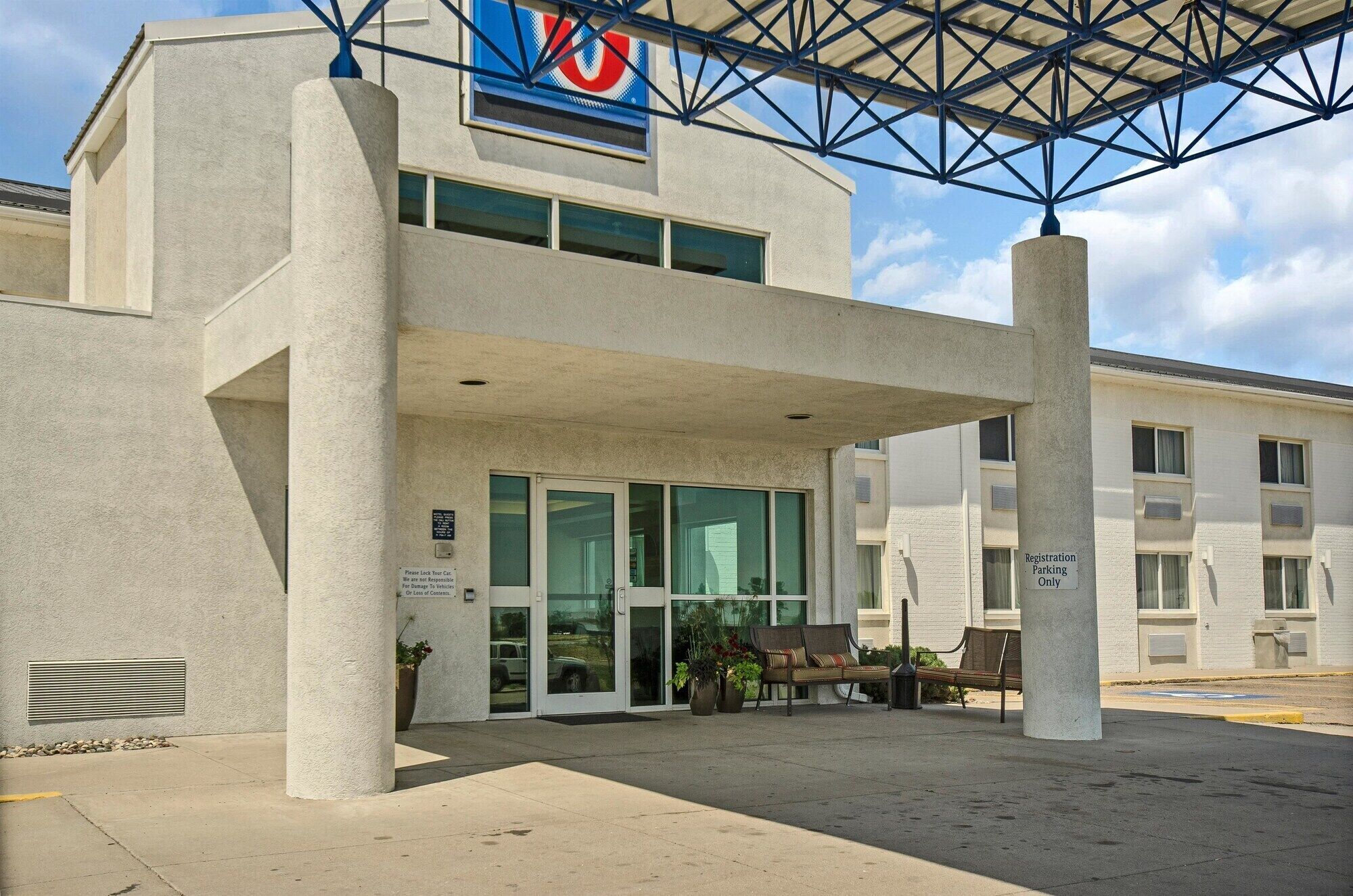 واجهة المنشأة