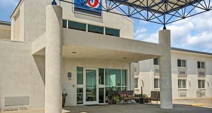 Motel 6 Big Springs, NE