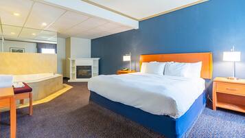 Quarto luxo, 1 cama King, para não fumantes | Roupas de cama premium, cofres nos quartos, escrivaninha