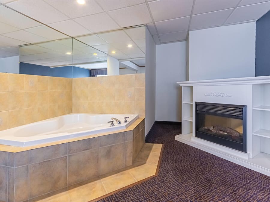 Quarto luxo, 1 cama King, para não fumantes | Roupas de cama premium, cofres nos quartos, escrivaninha