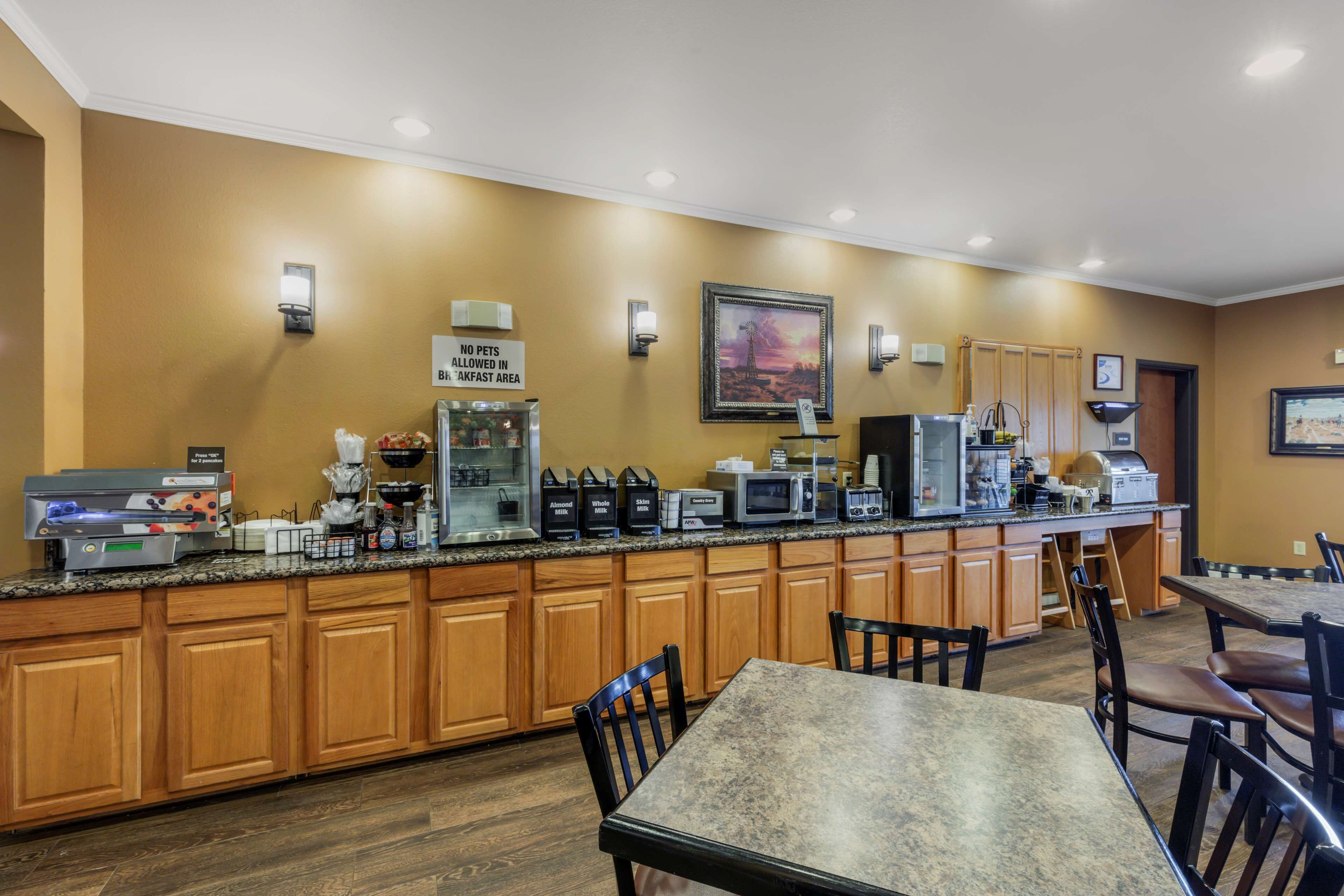 free daily on-the-go breakfast