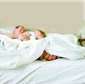 Roupas de cama premium, edredons de pluma, camas com colchões pillow-top