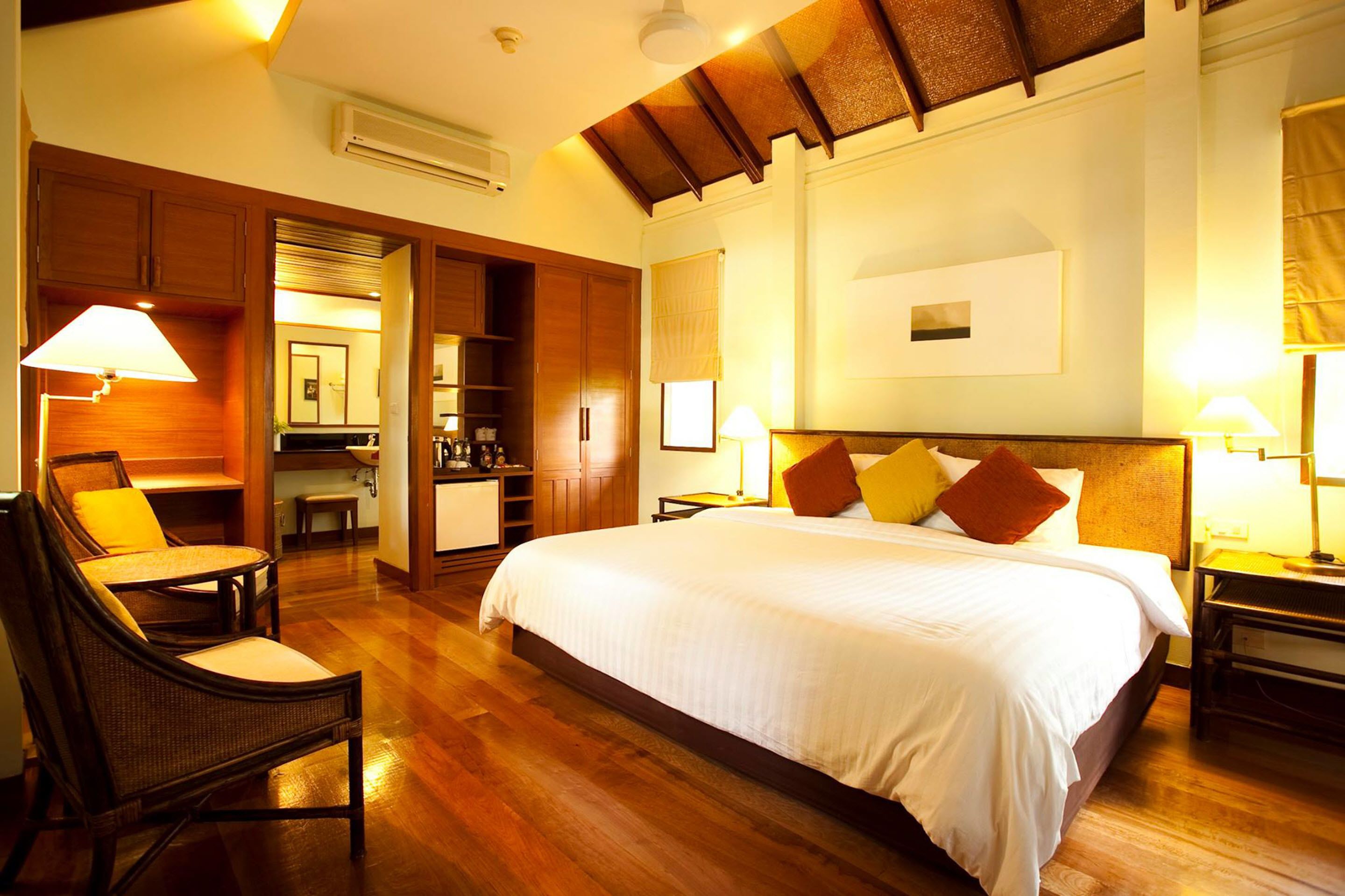 minibar, in-room safe, desk, free cots/infant beds