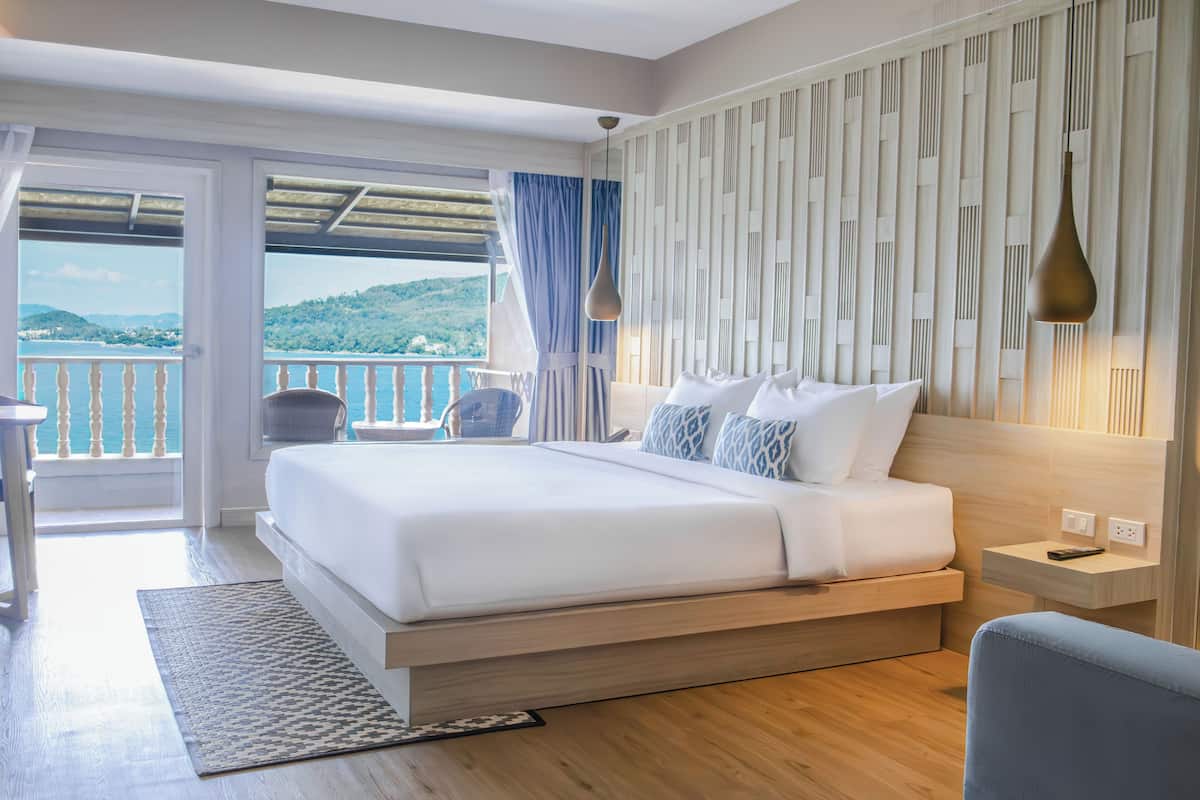 Ocean Breeze Double | Beach/ocean view