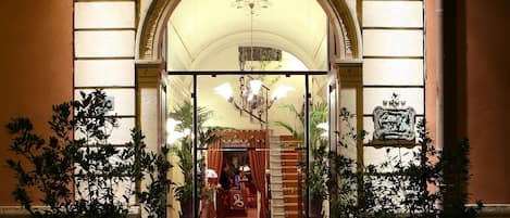 EntrĂ©e de lâhĂ©bergement