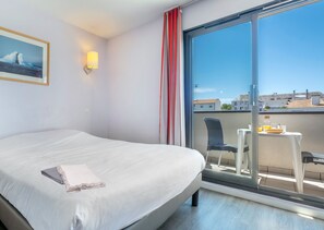 Studio 4 people - 1 sleeping alcove | Terrace/patio