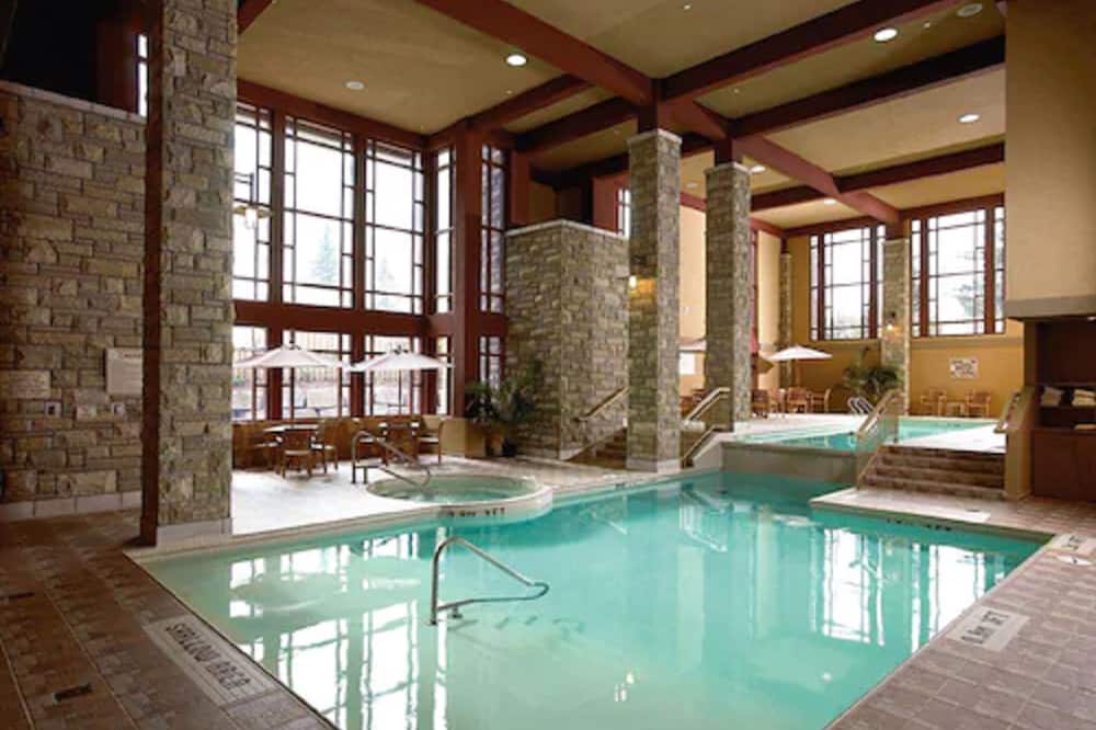 DoubleTree Fallsview Resort & Spa by Hilton Niagara Falls