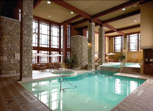 DoubleTree Fallsview Resort & Spa by Hilton Niagara Falls