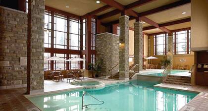 DoubleTree Fallsview Resort & Spa by Hilton Niagara Falls