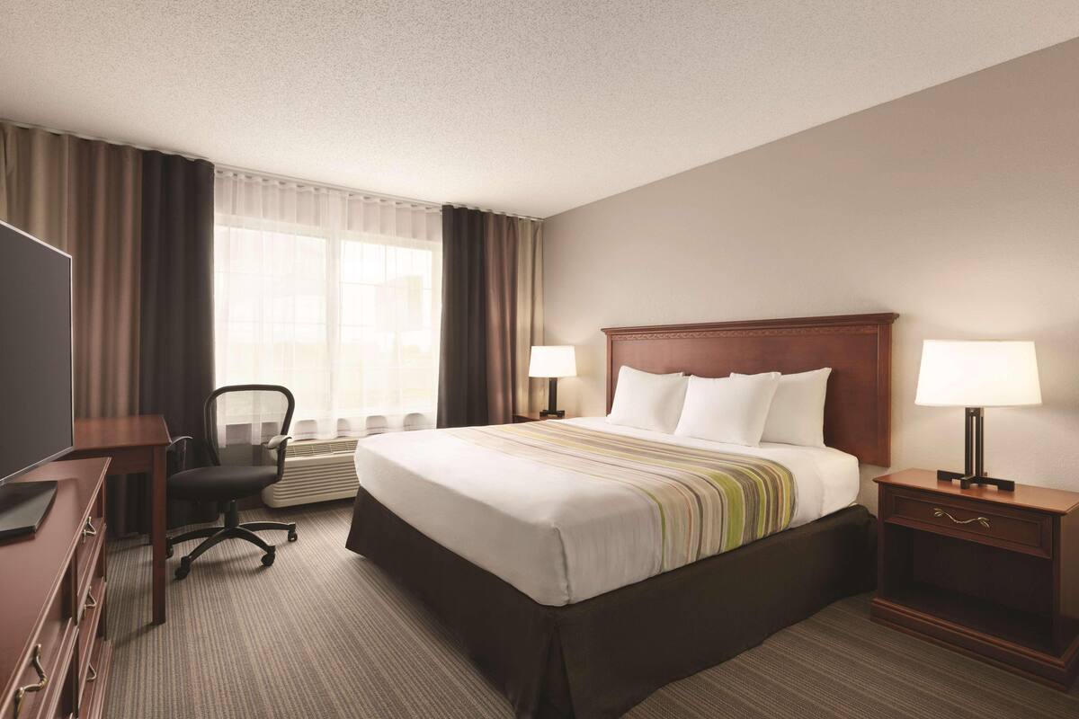 In-room safe, desk, blackout drapes, iron/ironing board
