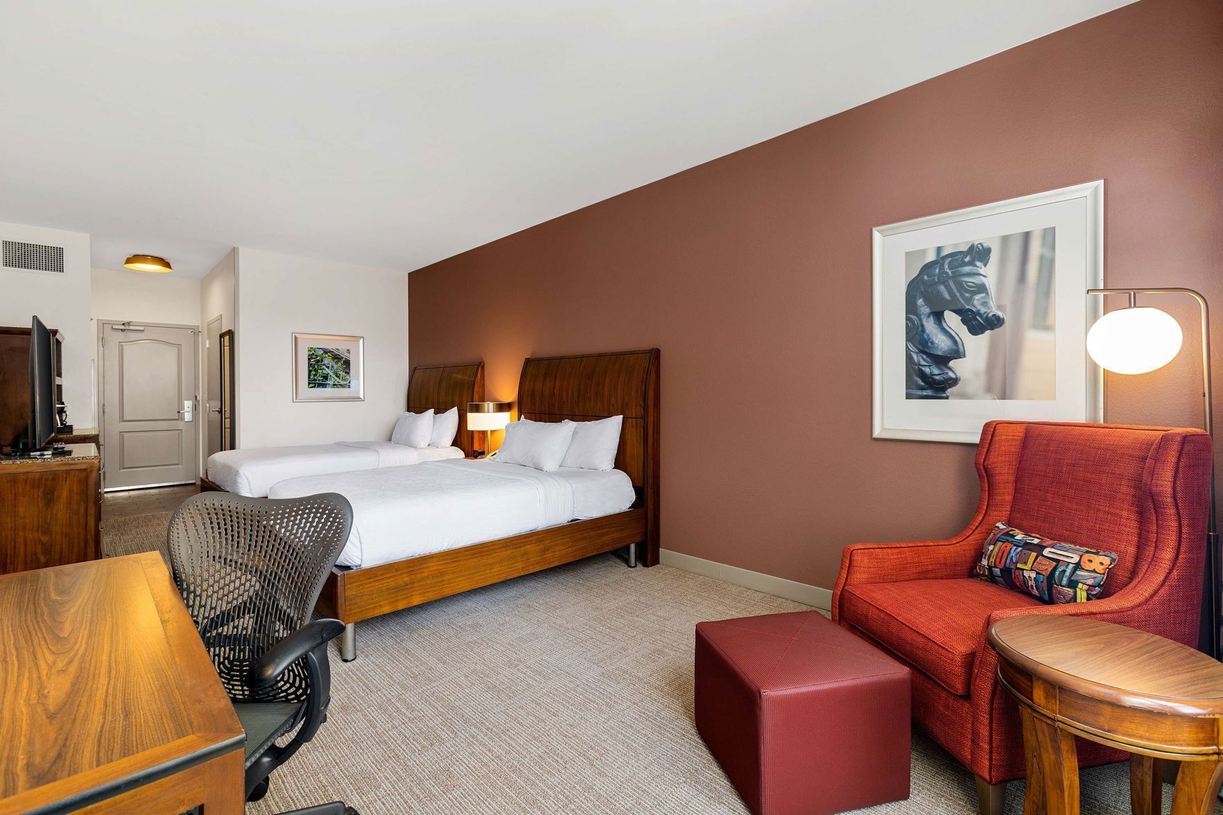 In-room safe, desk, laptop workspace, iron/ironing board