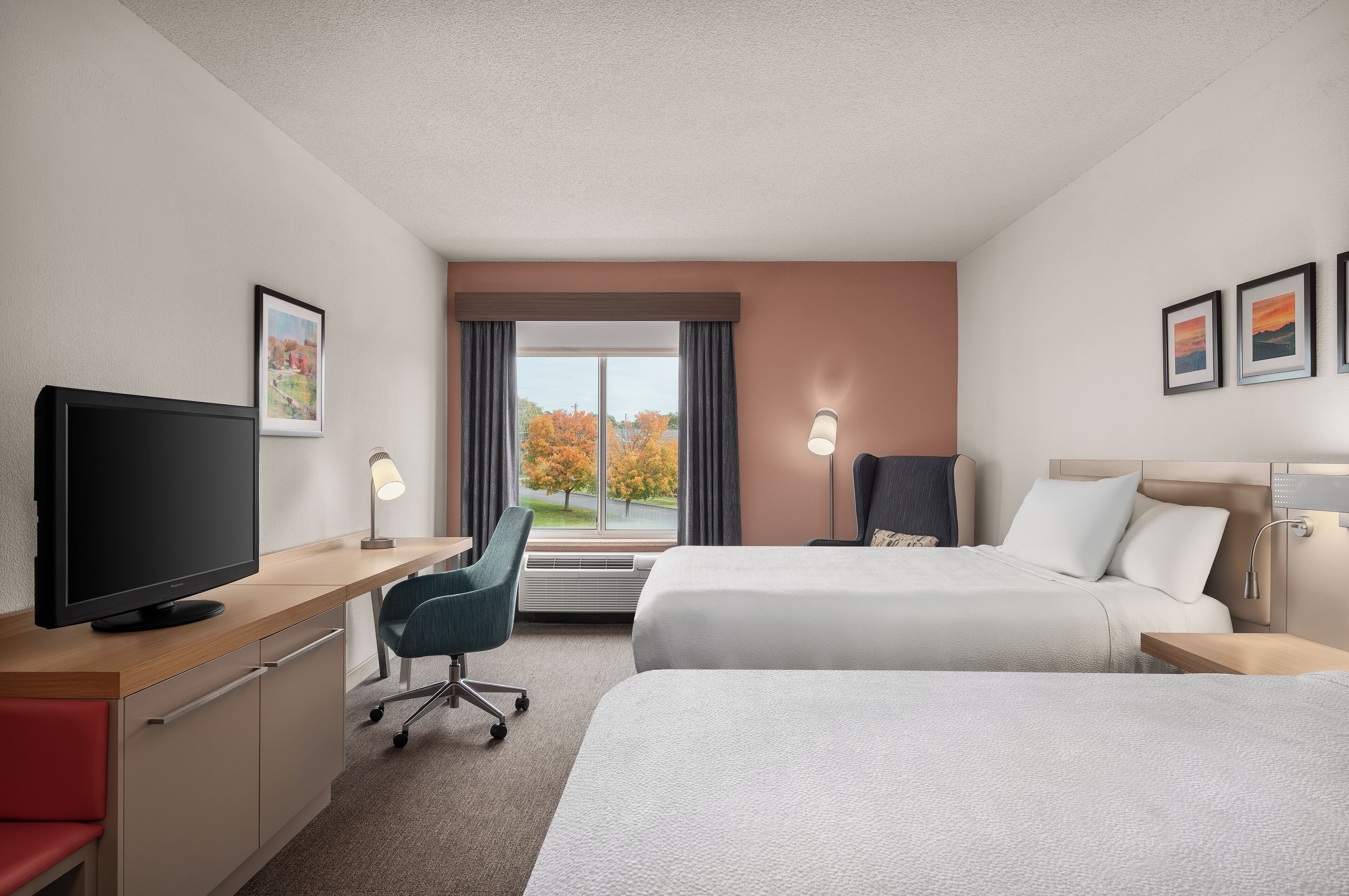 In-room safe, desk, soundproofing, iron/ironing board