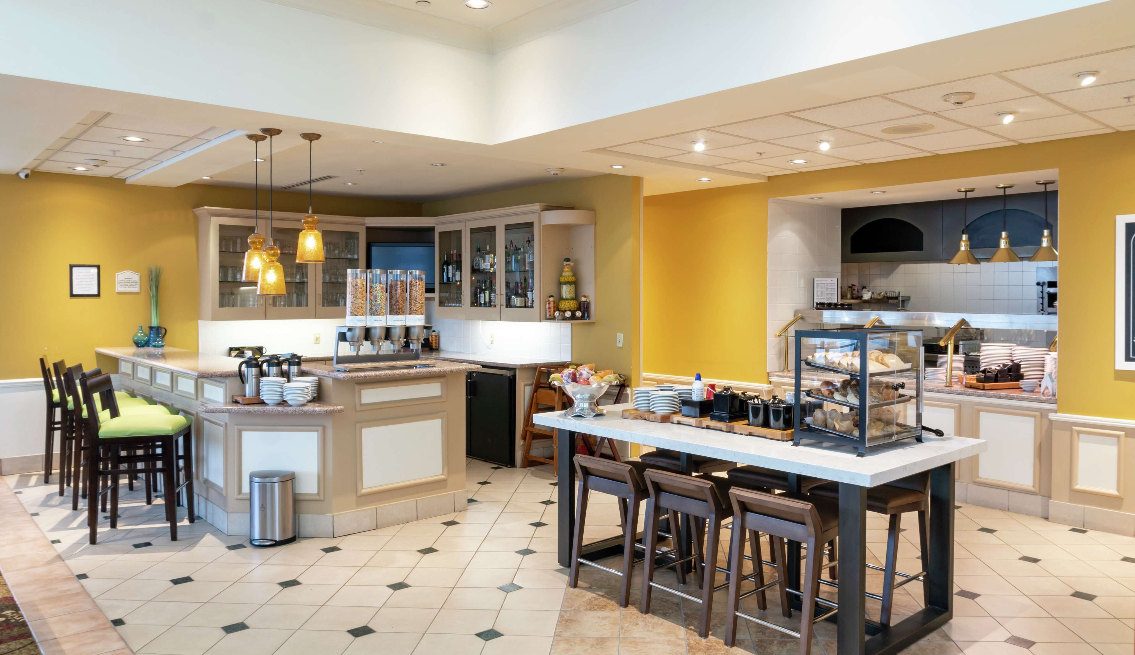 daily full breakfast for a fee