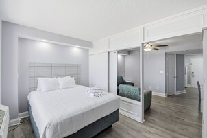 Studio, Balcony, Beachfront | Desk, laptop workspace, iron/ironing board, free WiFi