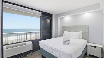 Desk, laptop workspace, iron/ironing board, free WiFi