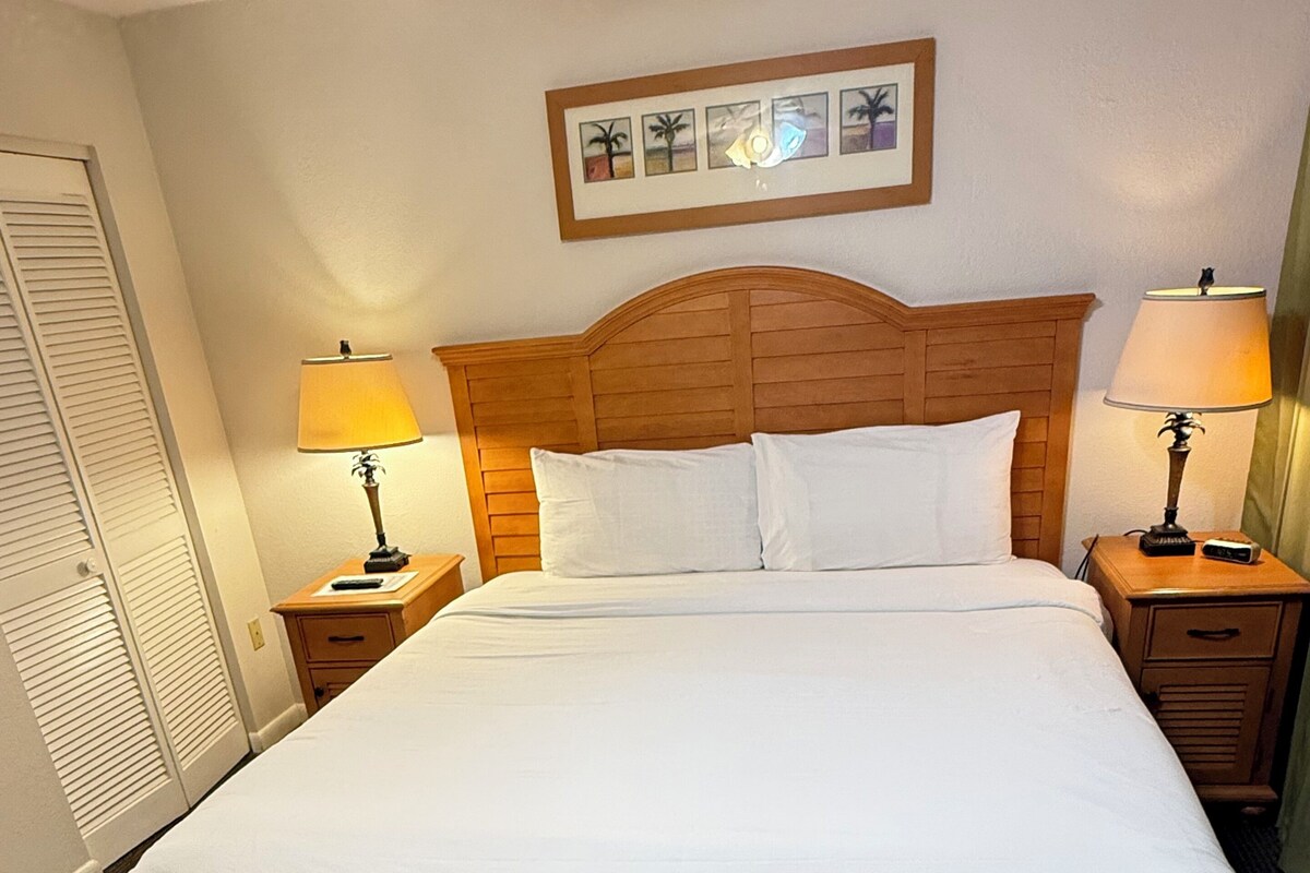 1 bedroom, blackout drapes, iron/ironing board, WiFi (free)